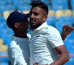 Irani Cup 2022: Umran Malikએ ઝડપી ત્રણ વિકેટ, સૌરાષ્ટ્રની ટીમ 98 રનમાં ઓલઆઉટ