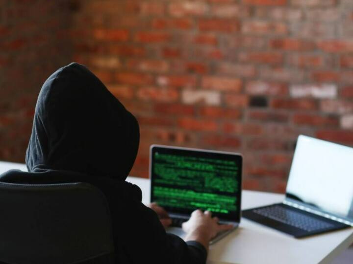 Khandwa News: इंस्टाग्राम पर यूजर ने मुस्लिम युवक को भेजा धर्मगुरु के खिलाफ आपत्तिजनक ऑडियो, केस दर्ज Khandwa Social Media User sent objectionable audio against Mohammed Saheb to Muslim youth ANN Khandwa News: इंस्टाग्राम पर यूजर ने मुस्लिम युवक को भेजा धर्मगुरु के खिलाफ आपत्तिजनक ऑडियो, केस दर्ज