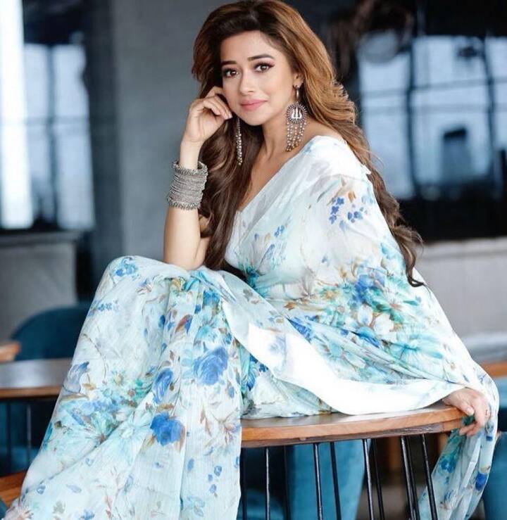 पिछले काफी समय से खबर आ रही है कि टीना दत्ता बिग बॉस का हिस्सा बनने वाली हैं. अब इस बात पर मुहर लग चुकी है कि वो बिग बॉस में एंट्री लेने वाली हैं.