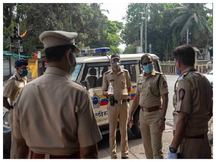 Maharashtra News: सोलापुर में तीन विदेशी नागरिकों के खिलाफ केस दर्ज, धार्मिक भावनाएं भड़काने करने का आरोप