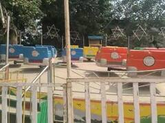 गाजियाबाद के रामलीला मेले में बड़ा हादसा, झूले से खुलकर गिरी ट्रॉली, 2 बच्चे समेत चार लोग घायल