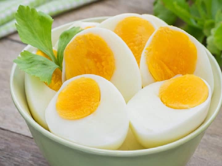 Egg For Heart Patient Are Eggs Bad For Heart Problems How Many Eggs Per Day Egg Yolk Cholesterol Egg For Heart: क्या हार्ट के मरीज को अंडा खाने से नुकसान होता है, जानिए क्या अंडा कोलेस्ट्रॉल बढ़ाता है?