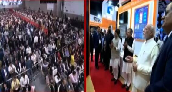 Delhi: 5G સર્વિસ પર આધારિત પ્રદર્શનનું PM મોદીએ કર્યુ નિરીક્ષણ, જુઓ વીડિયો