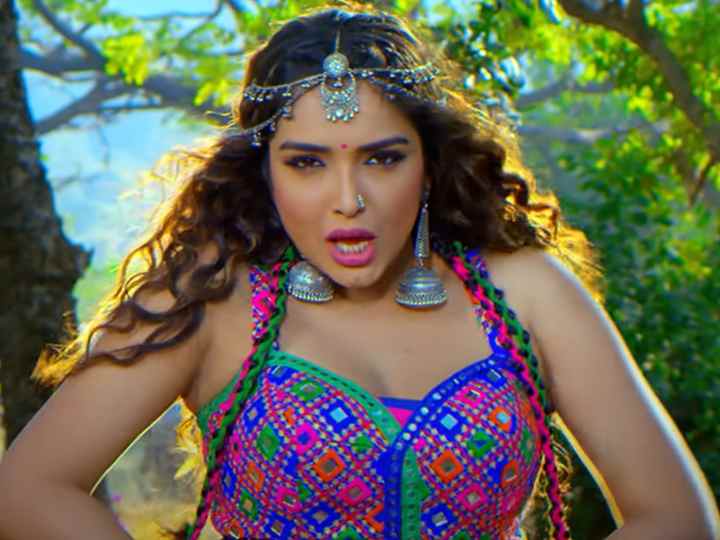 Mehandi Laga Ke Rakhna 3 - Official Trailer | Bhojpuri Movie News - Times  of India