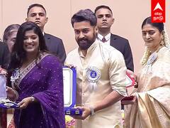 Surya for Soorarai Pottru : விருது வாங்கிய சூர்யா...அதிர்ந்த அரங்கம்.. வீடியோ எடுத்த ஜோ...!