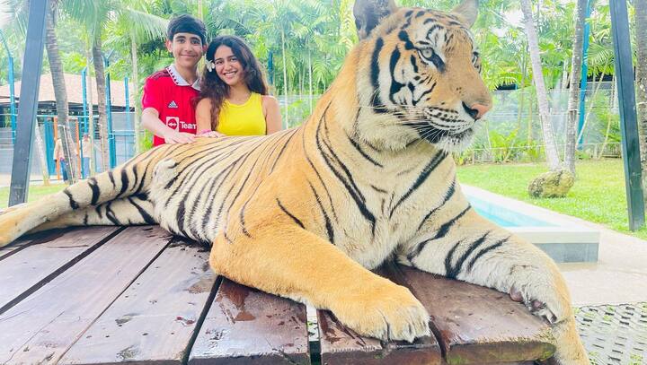 ప్రియా ప్రకాష్ వారియర్ -Image credit: Priya Prakash Varrier/Instagram