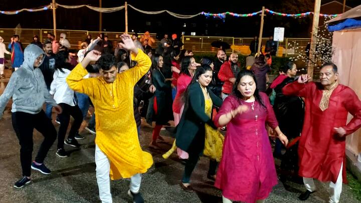 Navratri in Canada: કેનેડાની કેનેડિયન ગવર્મેન્ટ દરેક કલચર ને સપોર્ટ કરે છે ત્યારે ગુજરાતી વાસીઓને પણ વર્ષ દરમ્યાન તમામ ગુજરાતી હિન્દૂ કાર્યક્રમોને પરમિશન આપી સાથ સહકાર આપે છે.