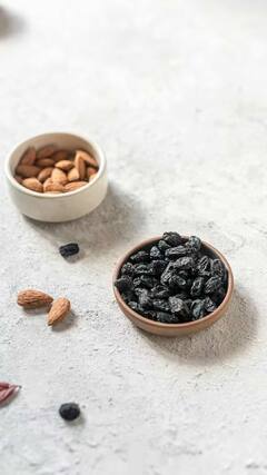 Benefits Of Raisins : भिजवलेल्या मनुक्याचे अनेक गुणकारी फायदे