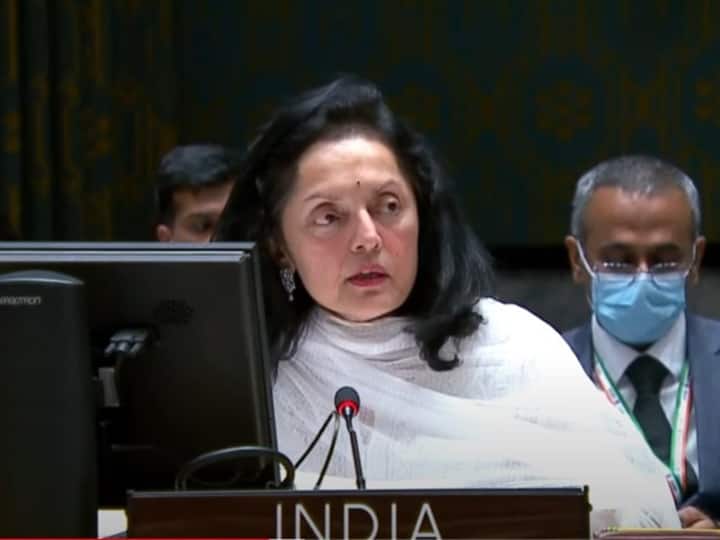 Russia Vetoes, India Abstains UNSC Resolution Condemning ‘Illegal Referenda’ In Ukraine, India Calls For 'Return To The Negotiating Table' India Abstains From UNSC Vote Condemning Russia's ‘Illegal Referenda’ In Ukraine, Calls For 'A Return To The Negotiating Table'