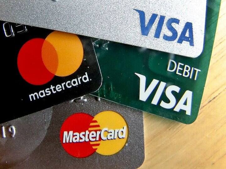 প্রথমে www.onlinesbi.com-এ লগইন করুন। ইউজারের নাম ও পাসওয়ার্ড ব্যবহার করে।