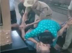 ਪਤਨੀ ਨੇ ਮੂੰਹ ਨਾਲ ਸਾਹ ਦੇ ਕੇ ਬਚਾਈ ਆਪਣੇ ਪਤੀ ਦੀ ਜਾਨ, ਚੱਲਦੀ ਟਰੇਨ 'ਚ ਪਿਆ ਸੀ ਦਿਲ ਦਾ ਦੌਰਾ