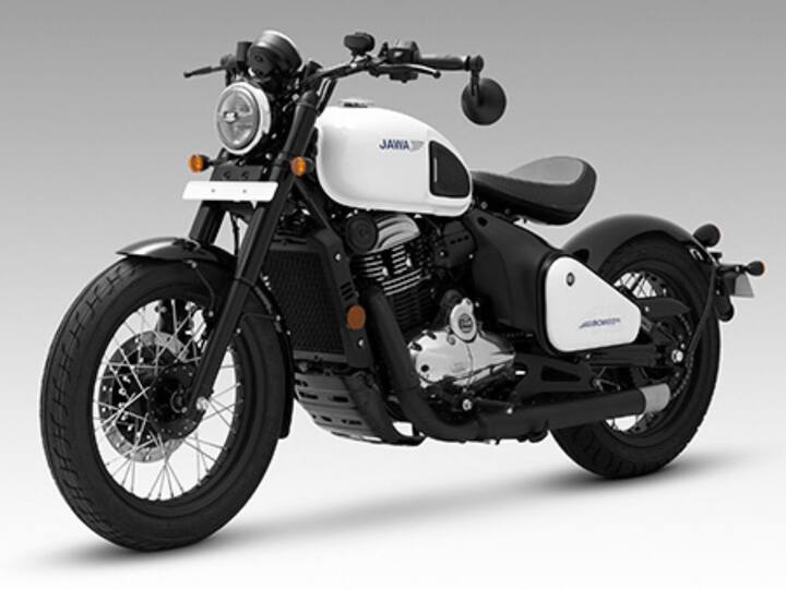 बाईकच्या फ्युएल टँक आणि साइड फेंडरला रंग देण्यात आले आहे. फूट टाकीच्या दोन्ही बाजूला जावा बॅजिंग आहे, तर बाजूच्या फेंडरवर 42 बॉबर लोगो देण्यात आला आहे.