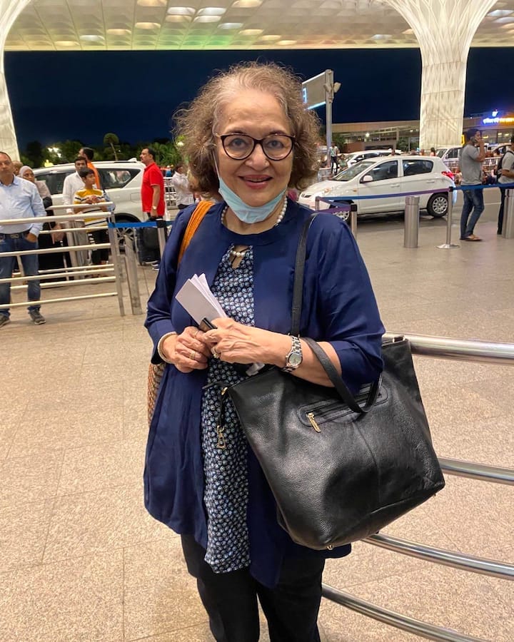 अनेक वेगवेगळ्या चित्रपटांमध्ये काम करून आपले वेगळे स्थान निर्माण केले. नुकताच त्यांना दादासाहेब फाळके पुरस्कार देऊन गौरवण्यात आले आहे. (Photo : @ ashaparekhofficial/Ig)