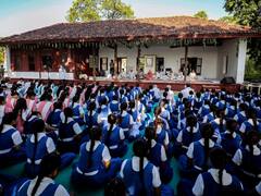 Photos: 'राष्ट्रपिता महात्मा गांधी को ऐसे देश ने किया याद', खूबसूरत तस्वीरें देख दिल कहेगा वाह
