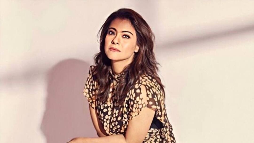 Kajol at Durga Puja: Kajol teaches her son Yug how to serve Bhog, shares video on social media Kajol at Durga Puja: 'ঐতিহ্য এভাবেই বয়ে যায়', দুর্গাপুজোয় ছেলেকে ভোগ বিতরণ শেখাচ্ছেন কাজল