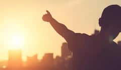 Suicide Thoughts : ਮਨ 'ਚ ਆ ਰਹੇ ਆਤਮ-ਹੱਤਿਆ ਦੇ ਵਿਚਾਰ, ਜਾਣੋ ਕਿਵੇਂ ਇਸ ਸਥਿਤੀ ਨੂੰ ਕਰੀਏ ਹੈਂਡਲ