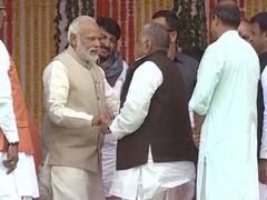 जब मुलायम ने कहा- लगन और मेहनत से पीएम बने मोदी, जानें कैसी थी BJP और प्रधानमंत्री के साथ केमेस्ट्री