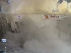 Watch Video: ట్విన్స్ టవర్స్ తరహాలోనే పుణెలోని బ్రిడ్జ్ కూల్చివేత, కొత్త ఫ్లైఓవర్ కోసమట