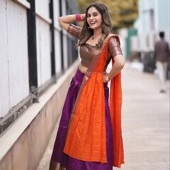 Actress Shrutika Arjun: பூக்கள் பூக்கும் தருணம்! நடிகை ஸ்ருதிகா அர்ஜுன் சமீபத்திய புகைப்படங்கள்!