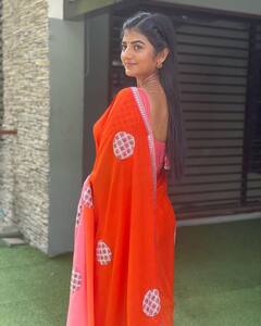 Gabriella Charlton: புடவையில் அசத்தும் கேப்ரியல்லா சார்ல்டன்... வைரல் போட்டோஸ்!