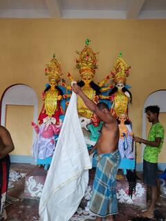 Durga Puja 2022 বড়িশার সাবর্ণ রায়চৌধুরী পরিবারের পুজোর গল্প মুগ্ধ হয়ে শোনার মতো