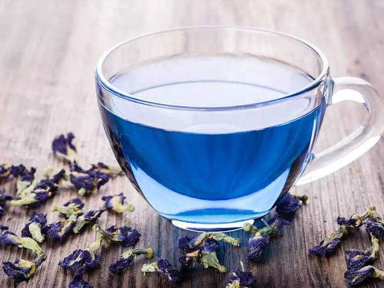 Blue Tea: Blue tea is effective in controlling diabetes, drinking it daily will bring these benefits Blue Tea : ਸ਼ੂਗਰ ਨੂੰ ਕੰਟਰੋਲ ਕਰਨ 'ਚ ਅਸਰਦਾਰ ਬਲੂ ਟੀ, ਰੋਜ਼ਾਨਾ ਇਸ ਨੂੰ ਪੀਣ ਨਾਲ ਹੋਣਗੇ ਇਹ ਫਾਇਦੇ