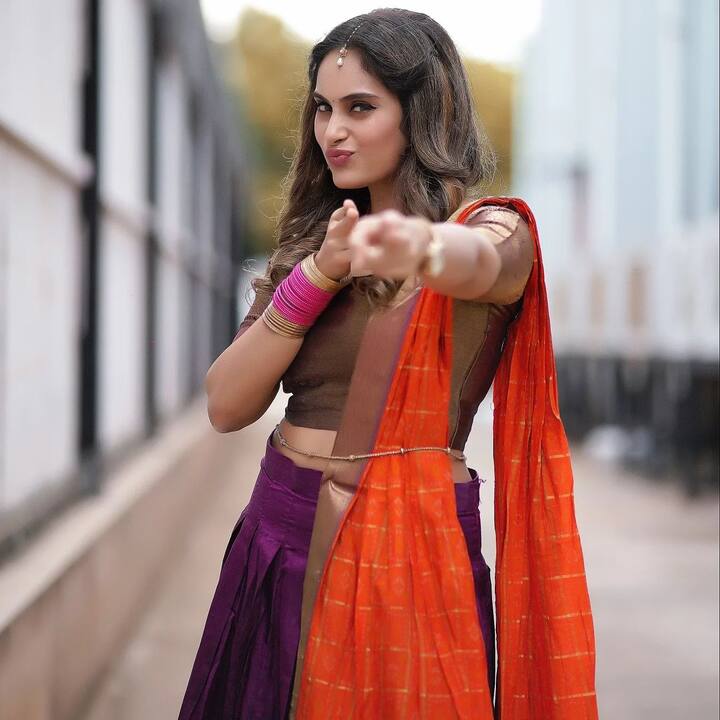 எதுவும் பேசவில்லையே இன்று ஏனோ எதுவும் தோன்றவில்லையே !