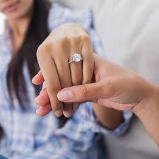 Gemology Wearing this gem brings success in love relationship, know the proper ritual to wear it Gemology: આ રત્ન ધારણ કરવાથી પ્રેમ સંબંધમાં મળે છે સફળતા, જાણો ધારણ કરવાની યોગ્ય વિધિ