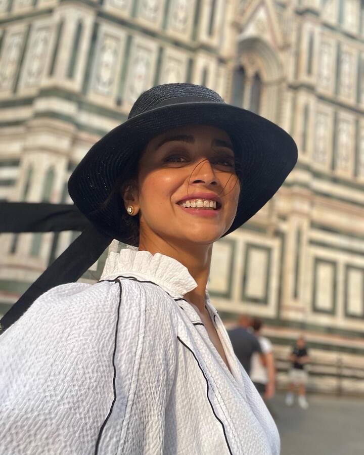 శ్రియా శరణ్ ఫోటోలు  -Image credit: Shriyasaran/Instagram
