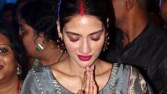 Nusrat Jahan on Puja: ঢাক কাঠি, ডায়েট ভুলে ফুচকায় কামড়, নুসরতের পুজো জমজমাট