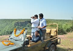 राजस्थान के कैलादेवी अभयारण्य क्षेत्र में जंगल सफारी शुरू, पर्यटन को मिलेगा बढ़ावा, रमेशचंद मीना बोले- मिलेगी नई पहचान