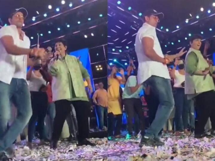 Hrithik Roshan Makes Falguni Pathak Groove To 'Ek Pal Ka Jeena' At An Event | WATCH Hrithik Roshan Makes Falguni Pathak Groove To 'Ek Pal Ka Jeena' At An Event | WATCH