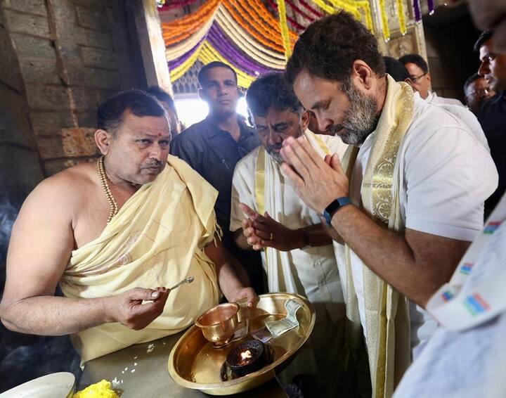 सोमवार को राहुल गांधी की भारत जोड़ो यात्रा श्रीरंगपटना, मांड्या और पांडवपुरा शहरों से होकर गुजरेगी. राहुल गांधी आज अपने अभियान को समाप्त करने के बाद में टीएस चतरा गांव में रुकेंगे. दशहरा मनाने के लिए मंगलवार और बुधवार को भारत जोड़ो यात्रा दो दिन के लिए स्थगित रहेगी.