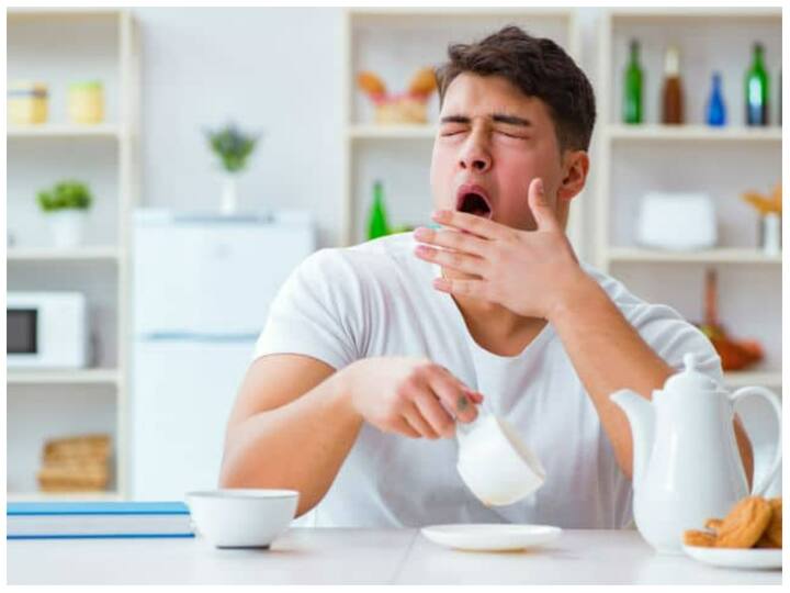 why-do-you-feel-sleepy-after-eating-food-know-in-hindi-food-fact