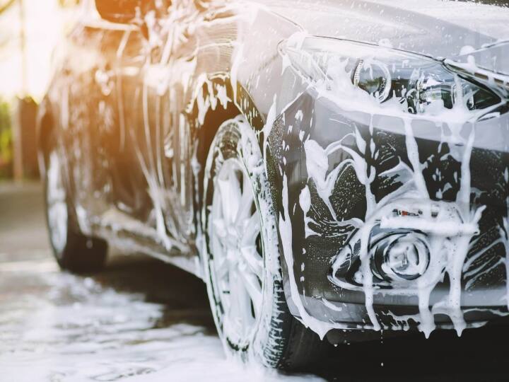 How to care your car how to wash your car how to use your car Car Care: अगर आप कार पर कपड़ा न मारो, तो क्या इसका रंग उड़ जाता है?