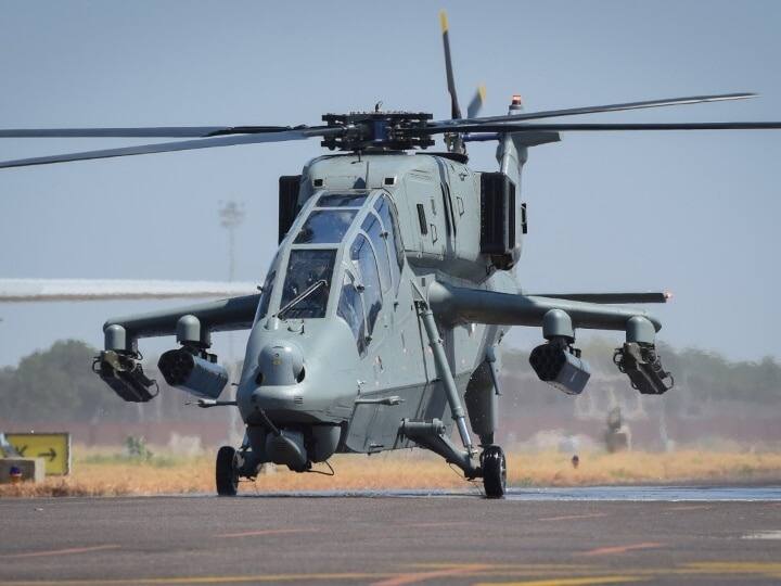 এই লাইট কমব্যাট হেলিকপ্টার নির্মাণ করেছে রাষ্ট্রীয় মালিকানাধীনে থাকা সংস্থা Hindustan Aeronautics Ltd।