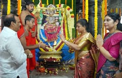 In Pics : విశాఖ శారదాపీఠం శరన్నవరాత్రుల్లో పాల్గొన్న మంత్రి ఆర్కే రోజా