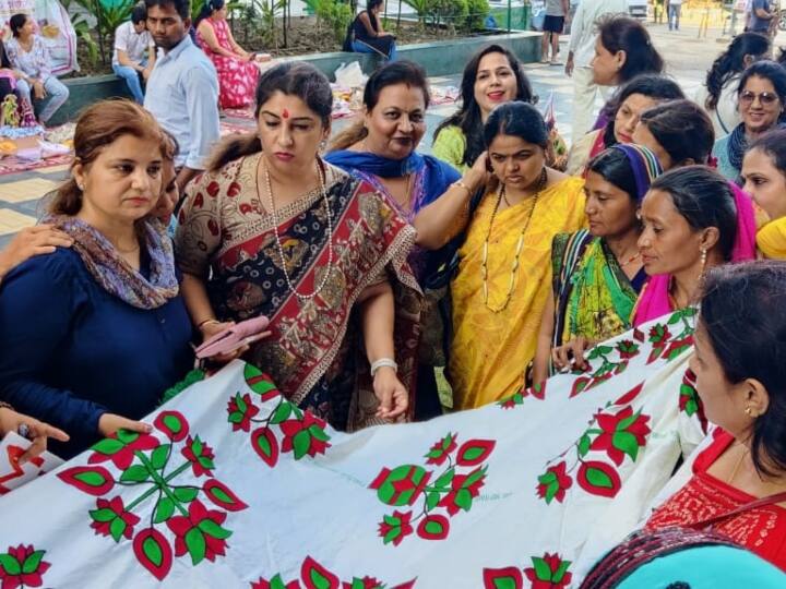 Delhi Modi Haat organized in Keshav puram, initiative of BJP Mahila Morcha to promote indigenous goods ann Delhi News: दिल्ली के केशव पुरम में मोदी हाट का आयोजन, स्वदेशी सामानों को बढ़ावा देने की खास पहल