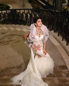 Shriya Saran : अप्सरा आली... अभिनेत्री श्रेया सरनचे नवे फोटो चर्चेत