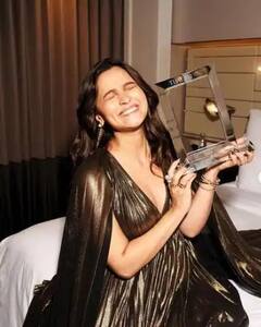 Alia Bhatt: ਆਲੀਆ ਭੱਟ ਨੂੰ ਮਿਲਿਆ 100 ਟਾਈਮ ਐਵਾਰਡ, ਕਿਹਾ- ਆਲੀਆ ਦੇ ਭਾਸ਼ਣ ਨੇ ਜਿੱਤਿਆ ਦਿਲ