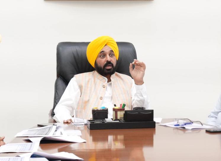 Punjab Bhagwant Mann Government Old Pension Scheme Restored for State Employee ANN Punjab: दिवाली से पहले पंजाब की मान सरकार का फैसला, पुरानी पेंशन स्कीम बहाल