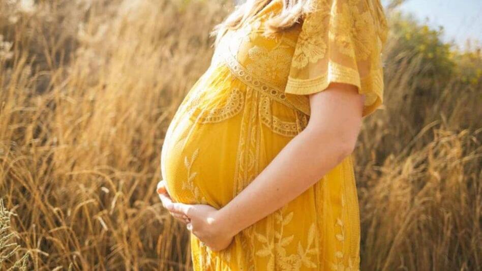 Abortion : ਭਾਰਤ ਵਿੱਚ ਗਰਭਪਾਤ ਦੀਆਂ ਤਿੰਨ ਸ਼੍ਰੇਣੀਆਂ ਨੂੰ ਕੀ ਕਹਿੰਦੀਆਂ ਨੇ ? ਜਾਣੋ ਗਰਭਪਾਤ ਕਰਵਾਉਣ ਦੀ ਵਿਧੀ Abortion: What are the three categories of abortion in India called? Learn how to get an abortion Abortion : ਭਾਰਤ ਵਿੱਚ ਗਰਭਪਾਤ ਦੀਆਂ ਤਿੰਨ ਸ਼੍ਰੇਣੀਆਂ ਨੂੰ ਕੀ ਕਹਿੰਦੀਆਂ ਨੇ ? ਜਾਣੋ ਗਰਭਪਾਤ ਕਰਵਾਉਣ ਦੀ ਵਿਧੀ