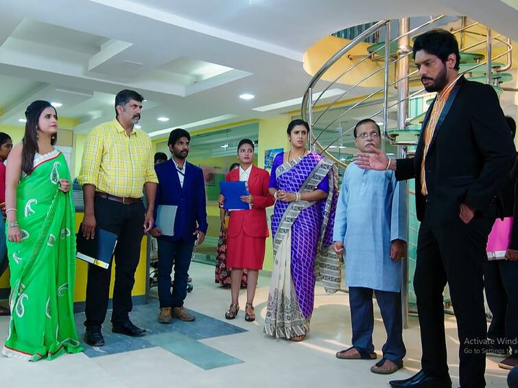 Gruhalakshmi Serial October 3rd Episode 753 Written Update Today Episode Gruhalakshmi October 3rd Update: తులసి పోస్ట్ ఊస్ట్- నందు చేతికి పగ్గాలు, సామ్రాట్ చేసిన పనికి దణ్ణం పెట్టేసి వెళ్ళిపోయిన తులసి