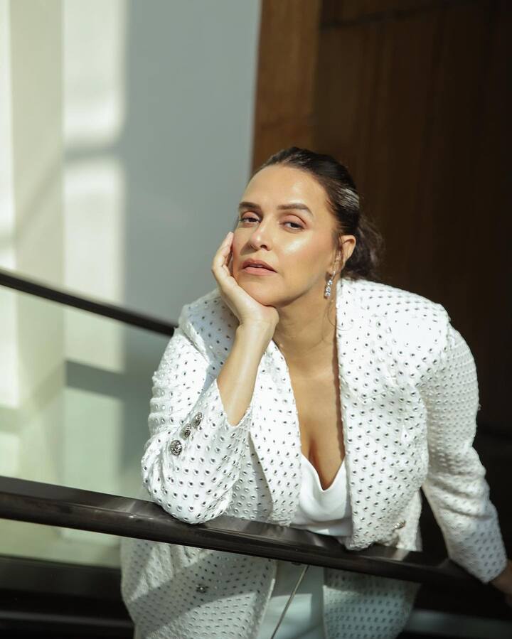 Neha Dhupia Son Guriq First Birthday: नेहा धूपिया पर्दे पर जितनी बखूबी से अपने किरदार को निभाती हैं, असल जिंदगी में वो उतनी ही अच्छी एक फैमिली वुमन भी हैं.