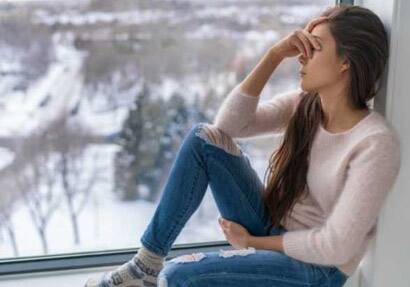 Winter Health Tips: Stress hormone increases naturally in winter, be prepared from now to avoid depression. Winter Health Tips : ਸਰਦੀਆਂ 'ਚ ਕੁਦਰਤੀ ਤੌਰ 'ਤੇ ਵੱਧ ਜਾਂਦੈ ਸਟਰੈੱਸ ਹਾਰਮੌਨ, ਡਿਪਰੈਸ਼ਨ ਤੋਂ ਬਚਣ ਲਈ ਹੁਣ ਤੋਂ ਹੀ ਰਹੋ ਤਿਆਰ