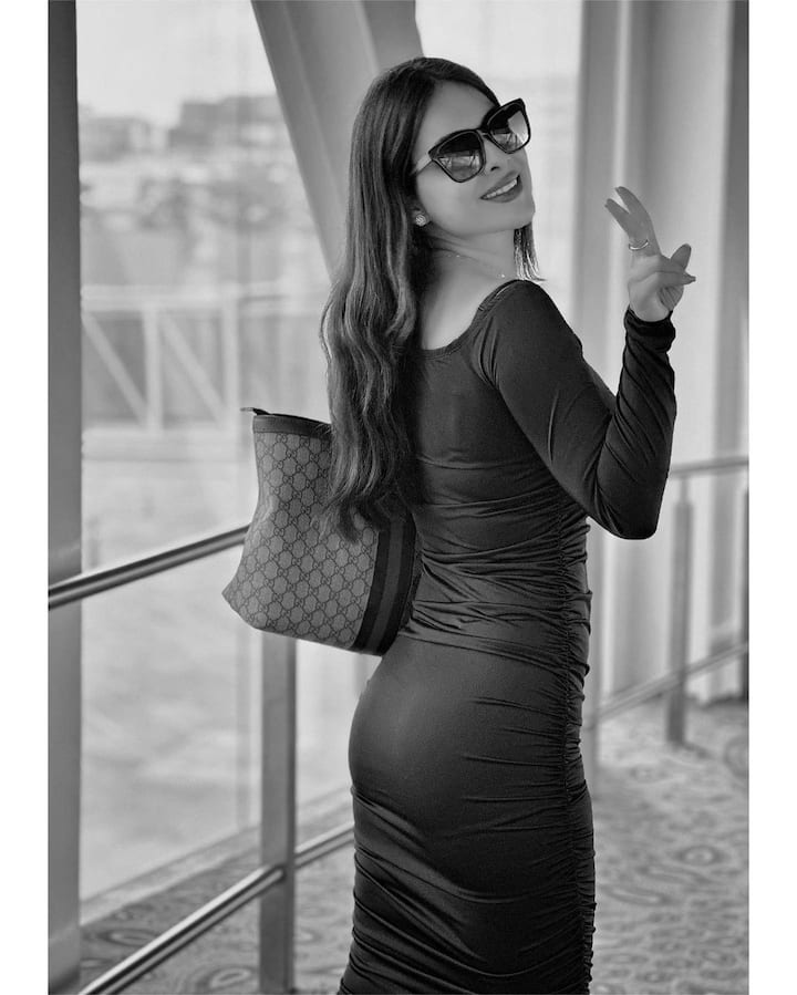 भोजपुरी इंडस्ट्रीमधून आपल्या करिअरची सुरुवात करणारी अभिनेत्री नेहा मलिक हिने फार कमी वेळात अभिनय जगतात आणि प्रेक्षकांमध्ये एक विशेष ओळख मिळवली आहे.(फोटो सौजन्य:nehamalik335/इंस्टाग्राम)