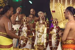 In Pics : శ్రీనివాసుడి బ్రహ్మోత్సవాల్లో బంగారు గొడుగు ఉత్సవం