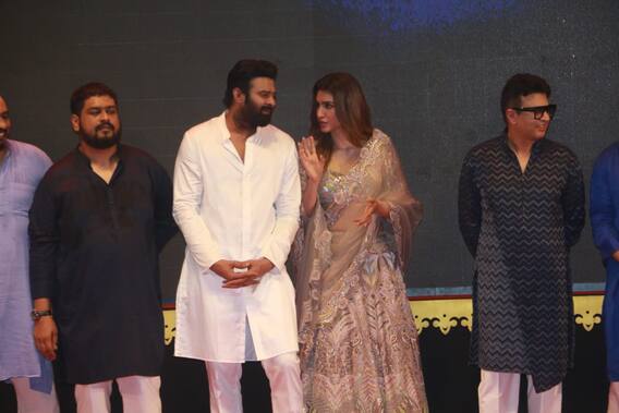 কৃতি-প্রভাসের অফ ক্যামেরা রসায়ন