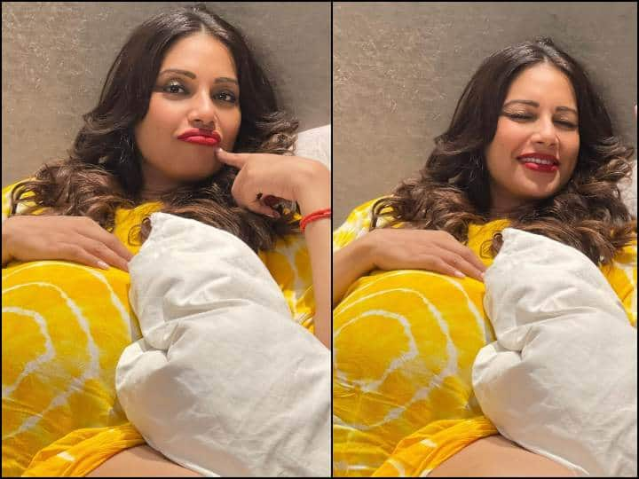 Bipasha Basu shares New Pics : बिपाशा ने हाल ही में अपने इंस्टाग्राम पर अपनी कुछ तस्वीरें शेयर की थीं . तस्वीरों में बिपाशा ने येलो कलर की ड्रेस पहनी हुई थी. जिसमें वह बेहद खूबसूरत दिख रही थीं.