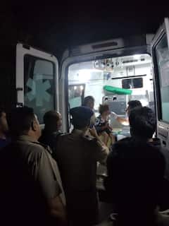 Pauri Road Accident: जरा सी चूक और गहरी खाई में गिरी 45 बारातियों से भरी बस, 35 लोग अब भी लापता, सामने आईं तस्वीरें